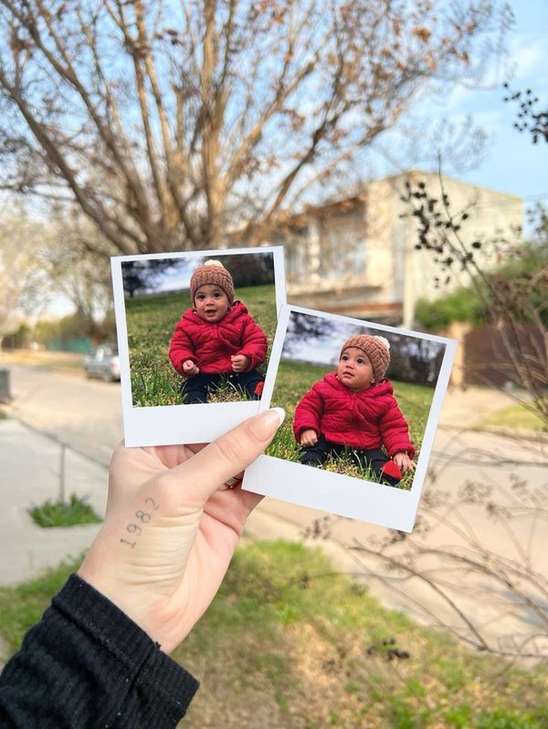 Classic Polaroid Style Photo Prints (Custom Packs)