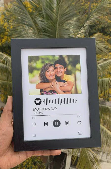 Personalised Desktop Spotify Song Plaque Frame
